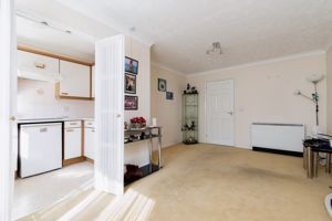 LOUNGE/KITCHEN- click for photo gallery